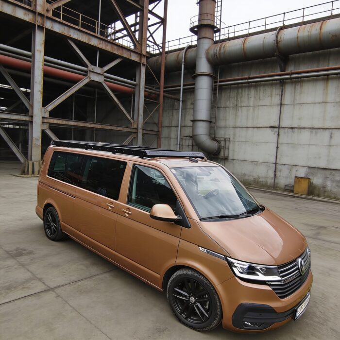 ki-bild-erstellen.de - Hintergrundaenderung (17) VW T6. 1 Roofrack